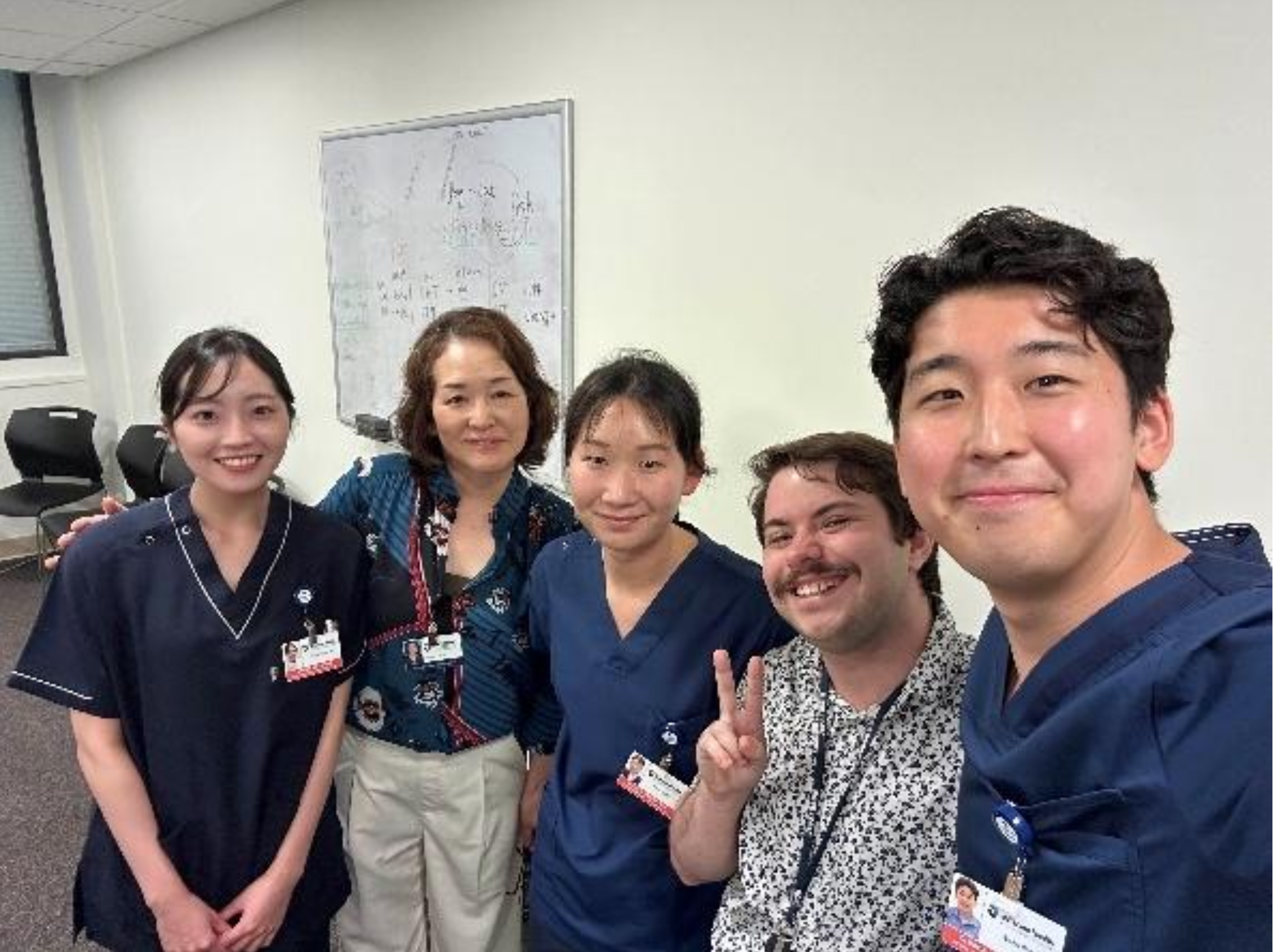 お世話になった Japan Center の皆さまと一緒に研修を行った友人と