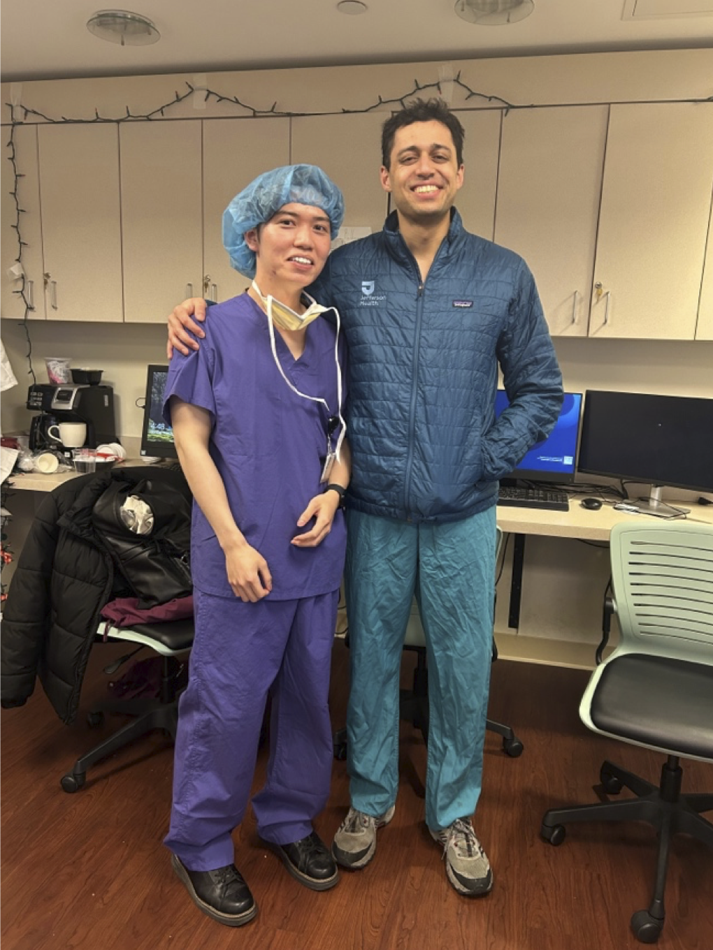 脳神経外科レジデント Dr. Anish Sathe と