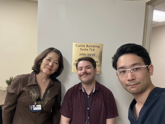 Japan CenterのYumiko RadiさんとVincent Gleizerさん